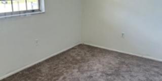 Well maintained 2/1 in a quiet neighborhood Gallery 9
