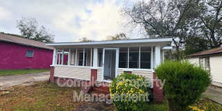 18 Center Street Gallery 1