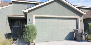 3 Bedroom, 2.5 Bath + Flex Room Townhome in Kennewick Gallery 1