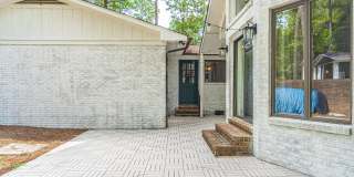 2 Sassafras Lane Gallery 49