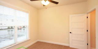 Briton Trace Apartments Gallery 52