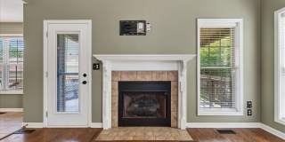 Pet Friendly Three Bedroom! Gallery 8