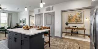 Local Dripping Springs Local Dripping Springs Gallery 2