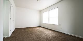 8152 S Evans East Chatham Apartments Gallery 15