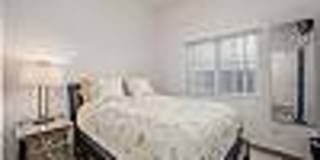 2459 North Ridge Avenue Gallery 5