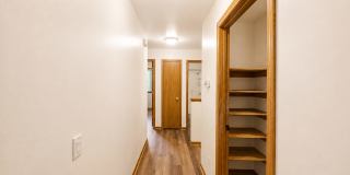 Ellis Avenue Duplex Gallery 7