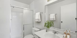 Avery at Arlington Lakes Gallery 24