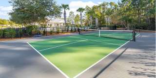 Spacious 3 Bedroom Townhouse with Community Pool! Gallery 42