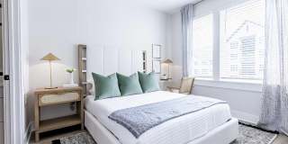 Novel Cary Gallery 8