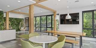 Windsor Totem Lake Gallery 28