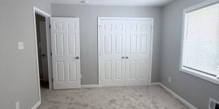 Newly Renovated 2-Bedroom Townhouse in a Prime Location! Gallery 2
