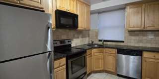 7326 North Ridge Blvd. Gallery 1