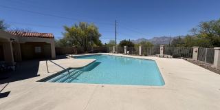 Beautiful eastside location Beautiful eastside location Gallery 59