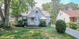 1752 Brainard Road Gallery 1