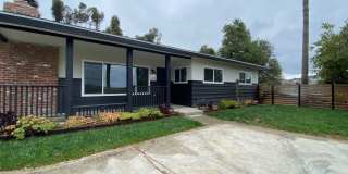 Single Story 3 Bedroom Home in Vista! Gallery 1