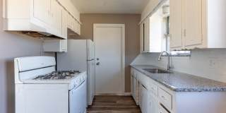 Spacious 4-Bedroom Home with Modern Updates and a Big Yard Gallery 9