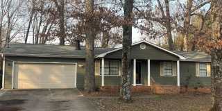 Country Living with a Large Yard! Gallery 1