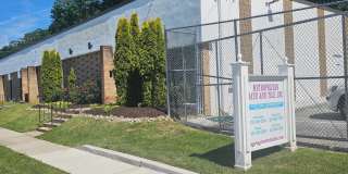 1031 CROMWELL BRIDGE Road Gallery 1