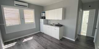 2126 NW Flagler Ter Gallery 1