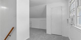 624 Chapel Street Gallery 15