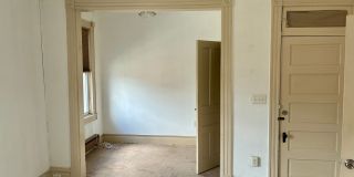 2/1 Apartment in Highland Park - Available Now! Gallery 19
