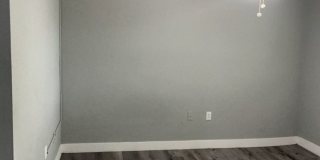 708 SW 67th Ter Gallery 1