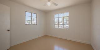 2449 East Fairmount Avenue Gallery 18