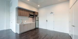 Essence Essence Gallery 48