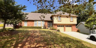 818 West Santa Fe Trail 818 West Santa Fe Trail Gallery 1