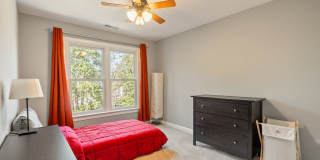 Beautiful Southern Village townhome - Furnished - Mid / Long Term lease options Gallery 17