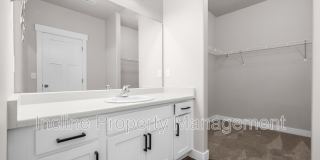 752 N 260 W Gallery 17