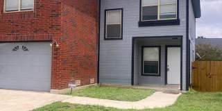 ZERO APPLICATION FEE FOR THIS COLORFUL 2 STORY! Gallery 3