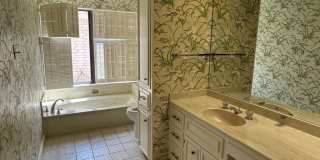 Beautiful Central Waco Home Gallery 11