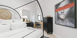 Leksa at Cityplace Gallery 89