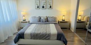 18550 Hatteras Street Gallery 1