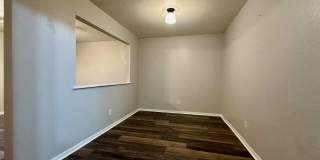 527 N Village Creek Parkway Gallery 7