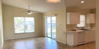 419 SW Meadow Terrace Gallery 4