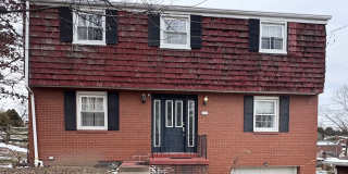 Spacious 4 Bedroom Home in Monroeville Gallery 1