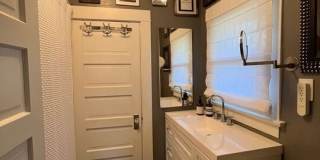 1315 N McCadden Pl Gallery 20