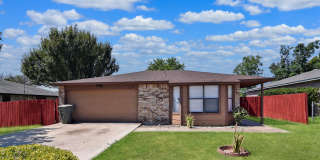 304 Carly Dr Gallery 1