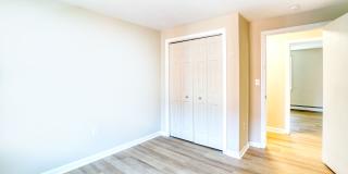 Lovely 3 Bedroom 1 Bathroom - 1st Floor with/ Washer and Dryer Gallery 89