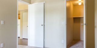 Meadow Glen Apartments Gallery 40