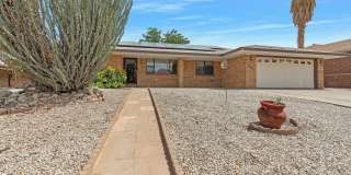 Spacious 3 bedroom 2 bath home with Solar Panels Gallery 4