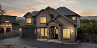 Amazing 4 Bed/4.5 Bath Palmer Home Gallery 1