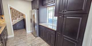 5 Bed 3 Bath House Available Now! Gallery 7