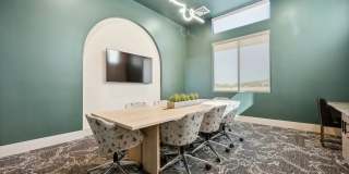 Longbow Luxury Apartments Gallery 12