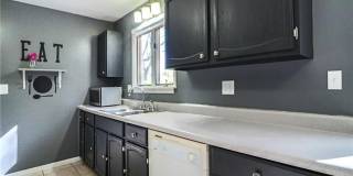 Adorable Home in Raytown! Gallery 13
