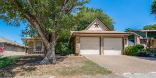 BEAUTIFUL SINGLE-STORY HOME IN WOODCREST Gallery 1