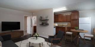 Move in specials! Grossmont Apartments located in the heart of La Mesa! Gallery 3