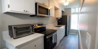 320 12th Street Gallery 4